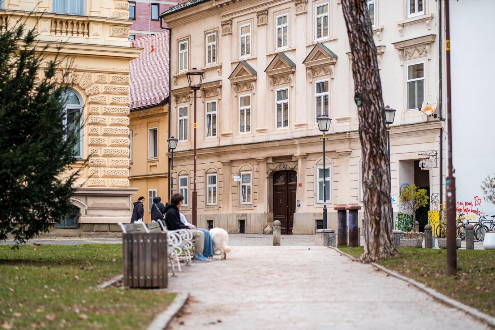 Anna House Hotel Maribor Ngoại thất bức ảnh