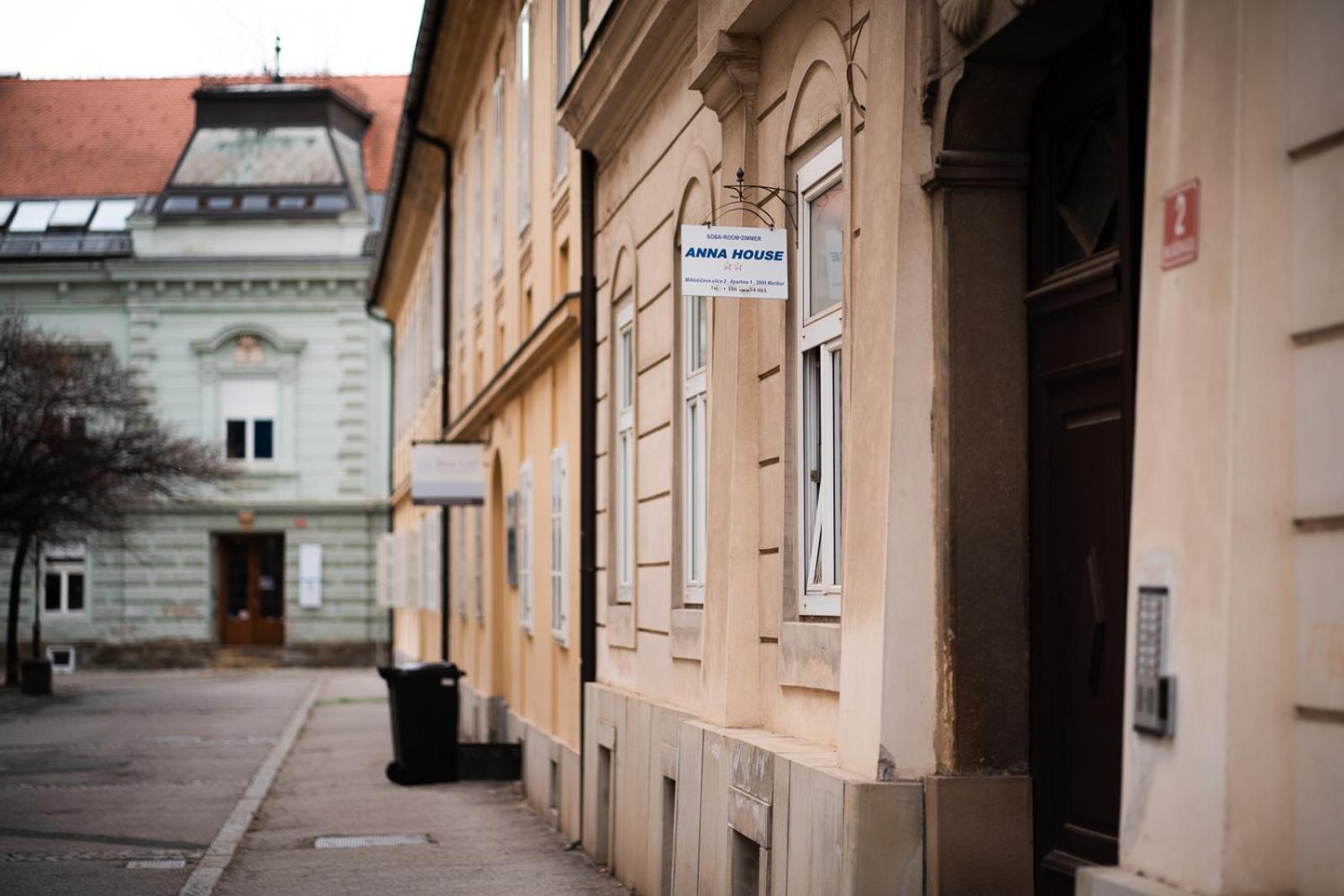 Anna House Hotel Maribor Ngoại thất bức ảnh