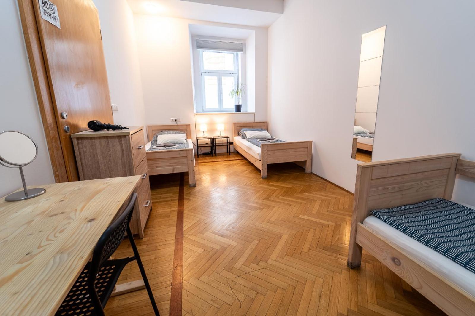 Anna House Hotel Maribor Ngoại thất bức ảnh